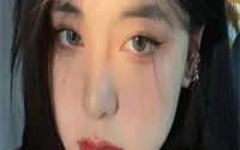 虐死夫人后，疯批薄少为天下办丧
