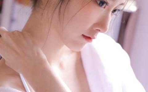 神医农女：捡个夫君是太子小说