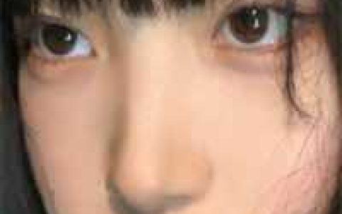 重生九零：捡了个绝色美女做老婆