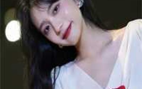小说鉴宝佳婿：女神对我穷追不舍