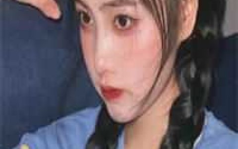 一睁眼，夫君被我踹下了床