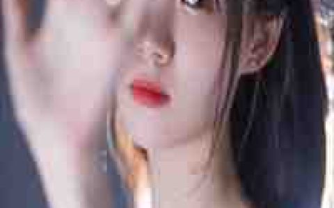 少爷，夫人是回来收拾行李的