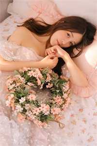 全章节重回上错花轿那天，我当场改嫁前夫他爹