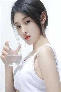 精品全集医生的春天：女狱男管教