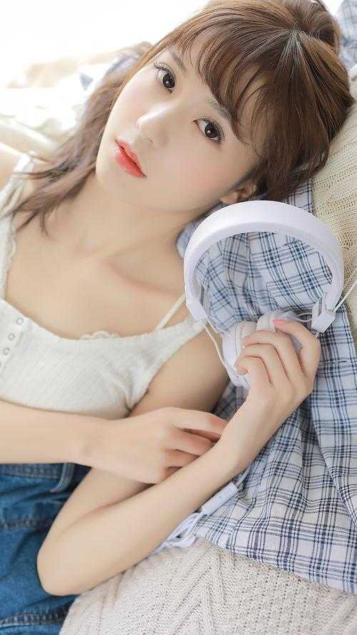 娇妻重生太抢手，豪门军少闪电求婚精品推介