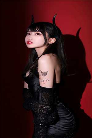 王妃要锁心，腹黑王爷急疯了结局+后续